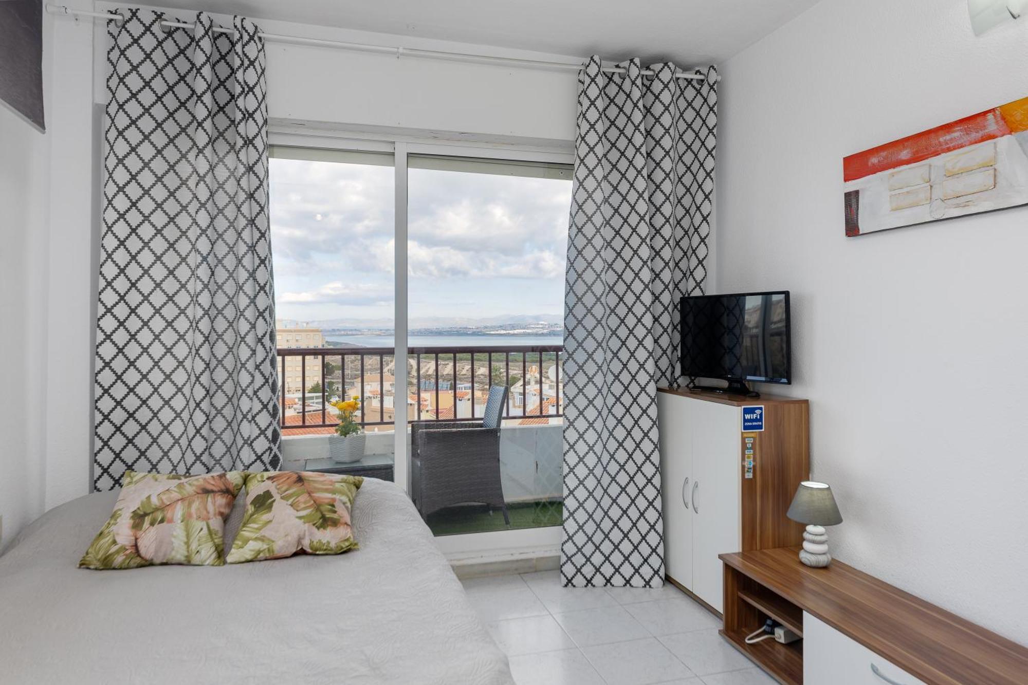 Estudio Jardin Del Mar Torrevieja Exterior photo